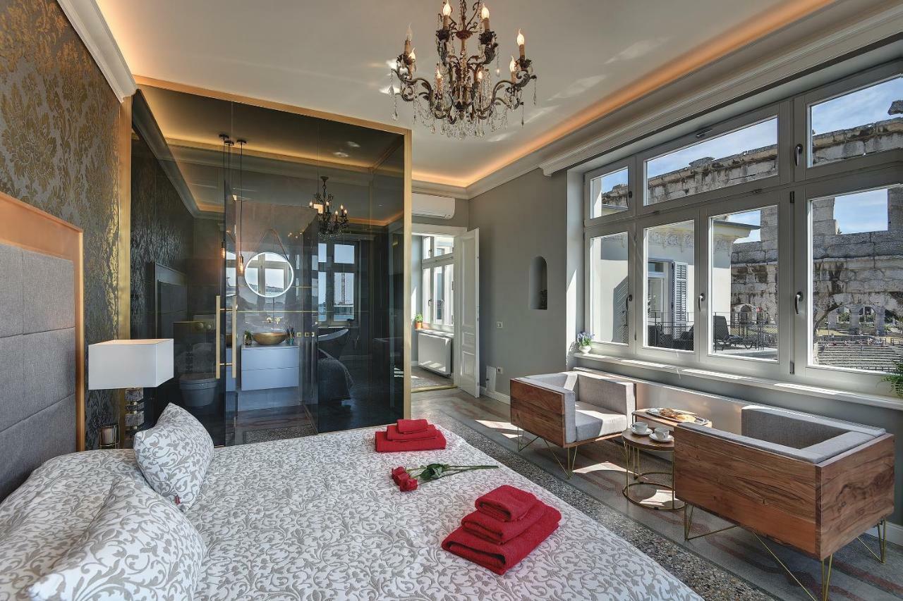 Arena & Seaview Luxurious Residence Пула Екстериор снимка
